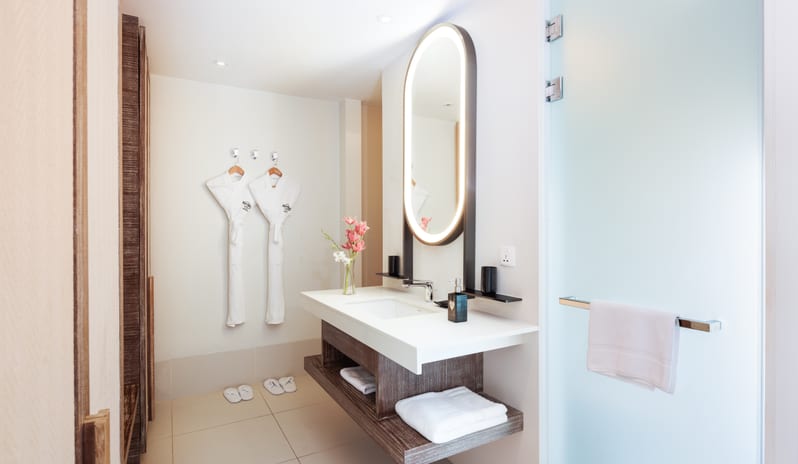 Hard Rock Hotel Maldives_Silver_Beach_Studio_Bathroom
